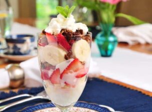 yogurt parfait with strawberries and bananas